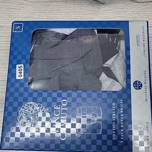 VINCE CAMUTO 3 PACK TRUNKS.